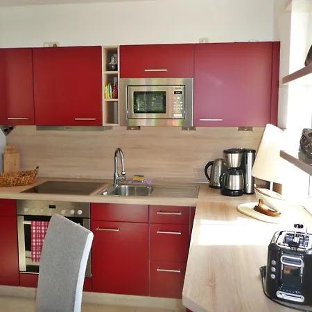 - Am Kuestenwald 15 * Koserow